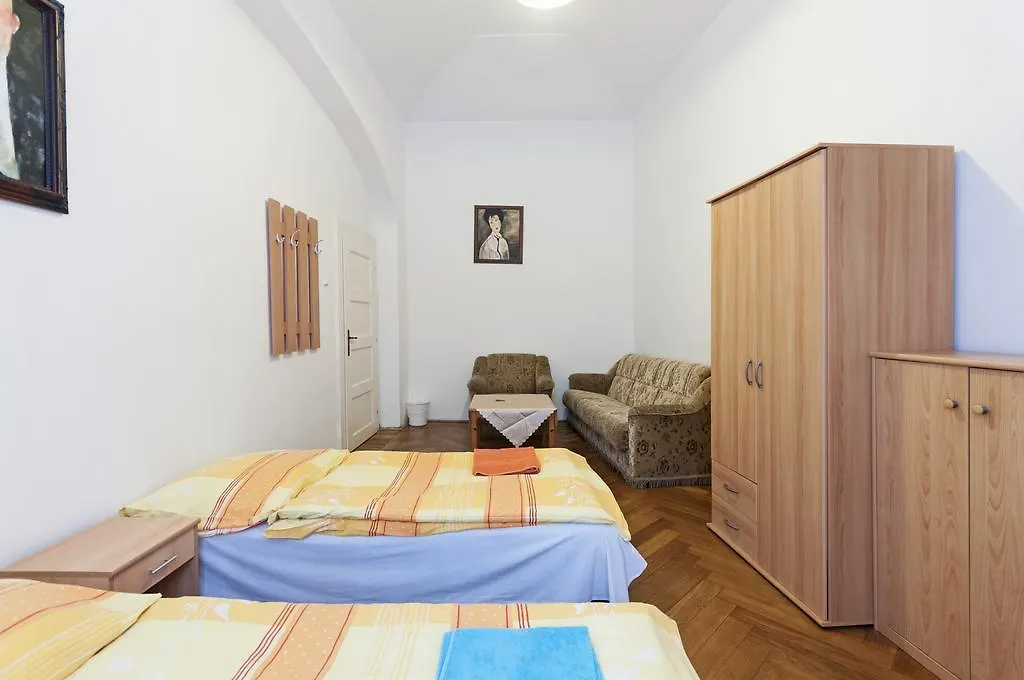 פראג Gallery Hostel צ'כיה